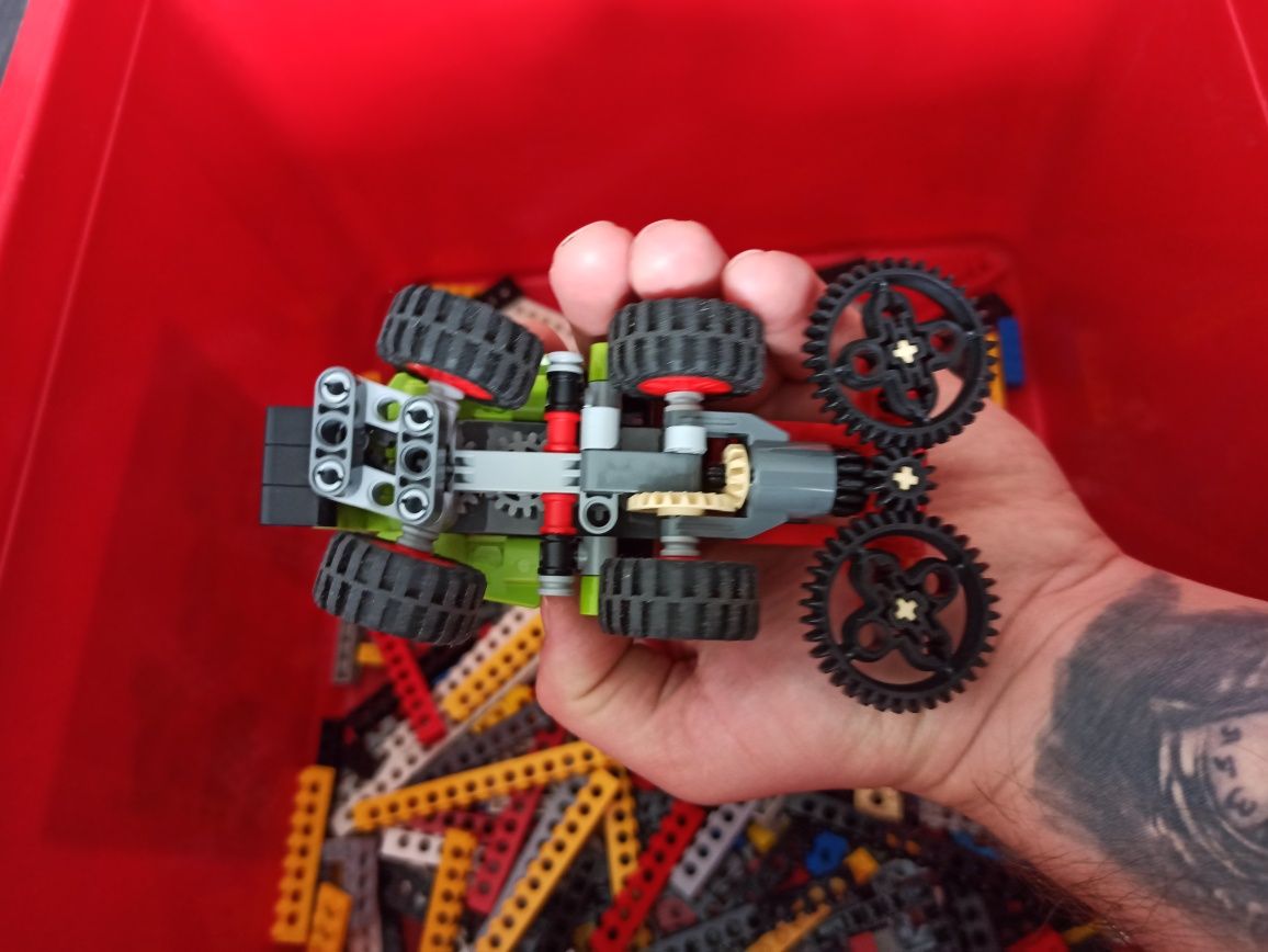Lego Technic 42102 Claas