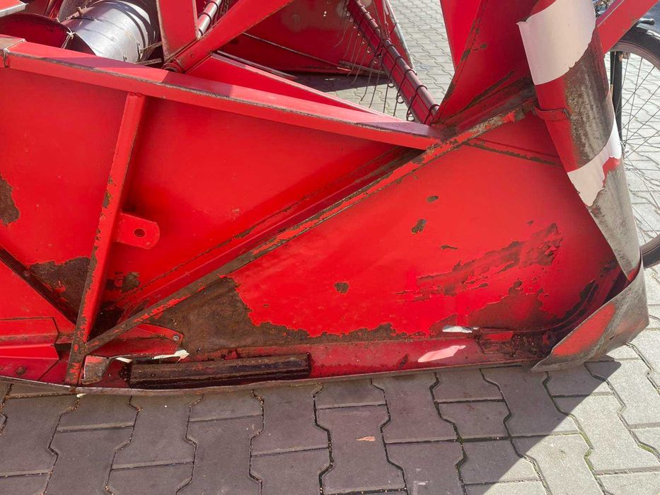 Продам комбайн Массей фергюсон 240