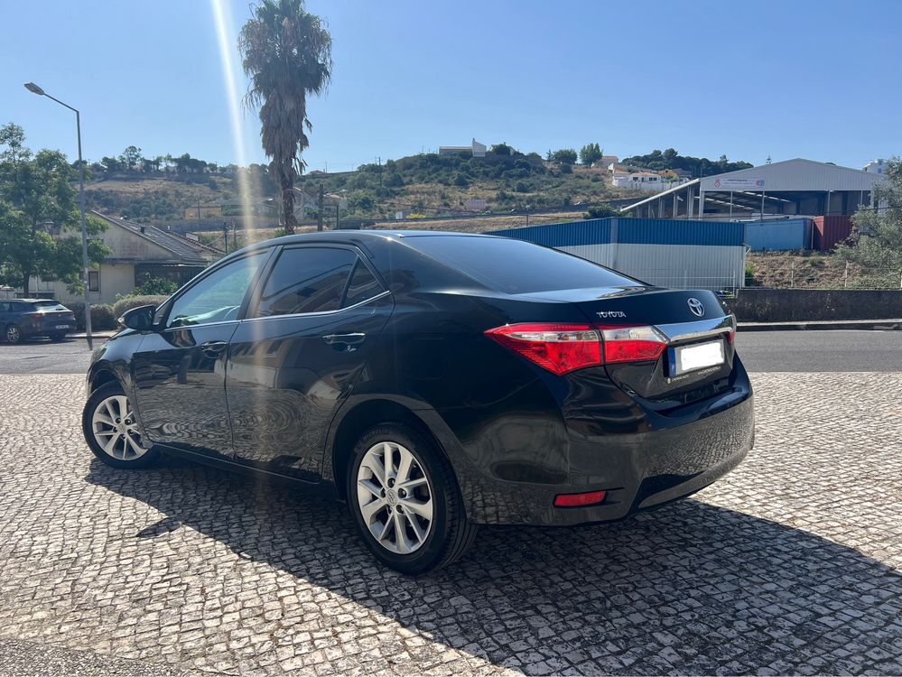 Toyota Corolla 1.4 (DIESEL) apenas 120000kms (1 dono)