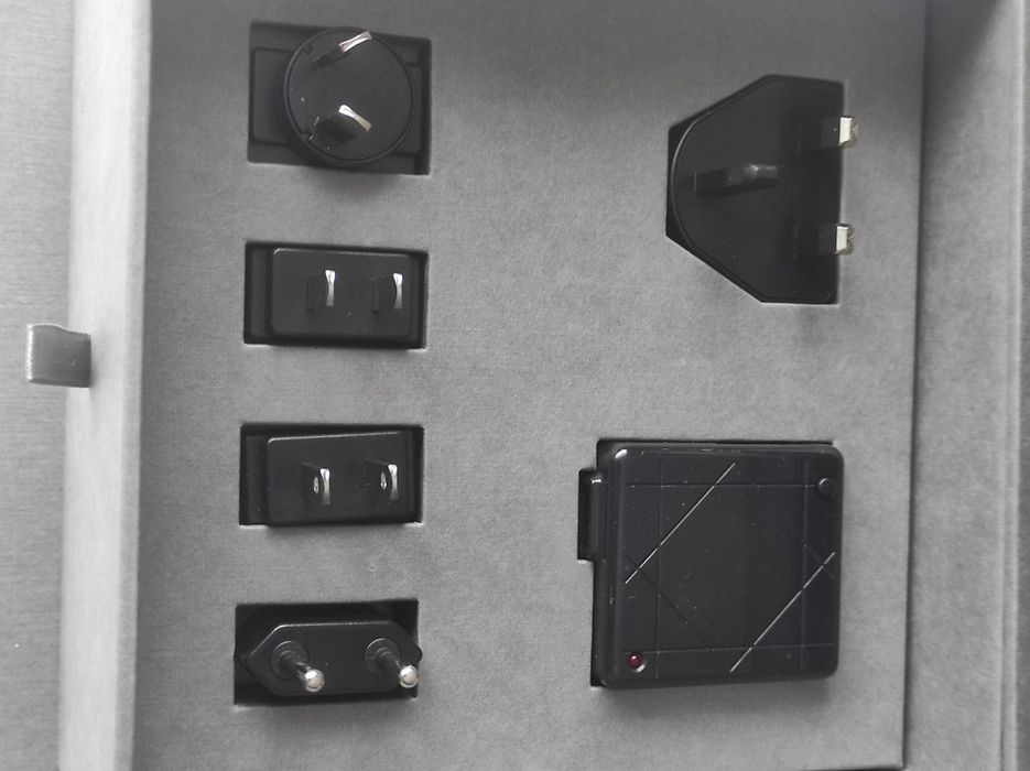 Эксклюзивный телефон CHRISTIAN DIOR