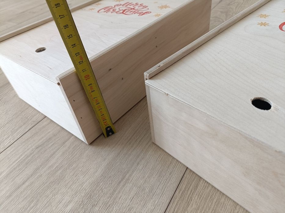 Zestaw drewnianych pudełek/skrzyneczek na prezent