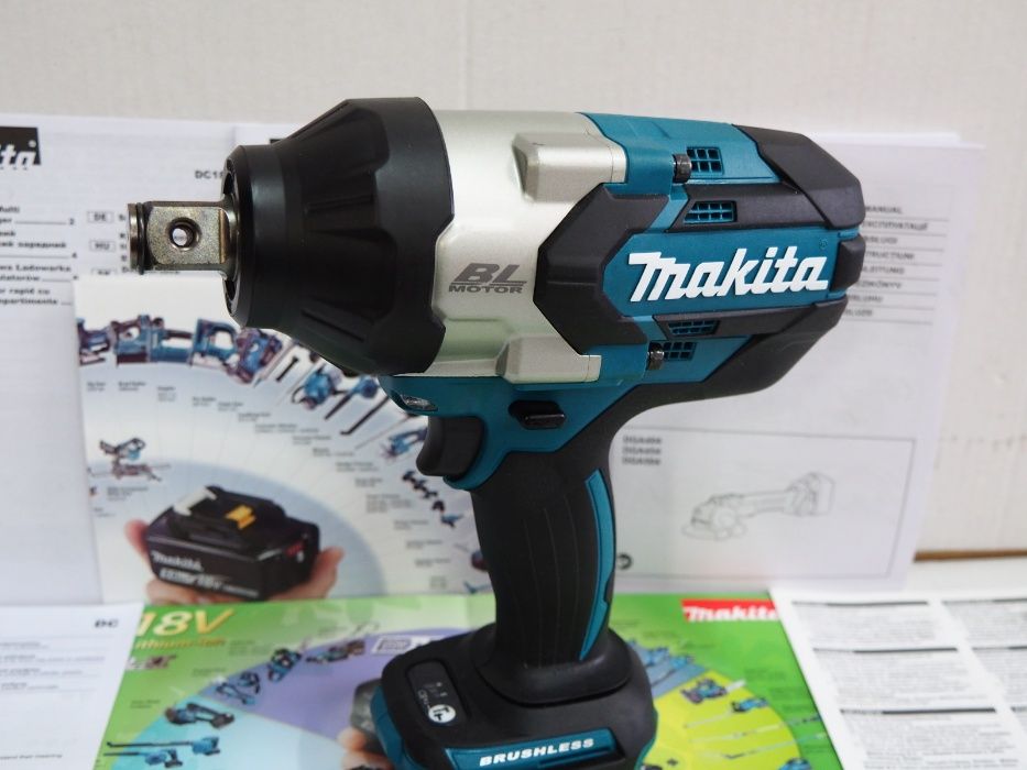 Zestaw MAKITA DTW 1001 klucz udarowy 3/4'' moc 1700Nm bateria 18v 6ah