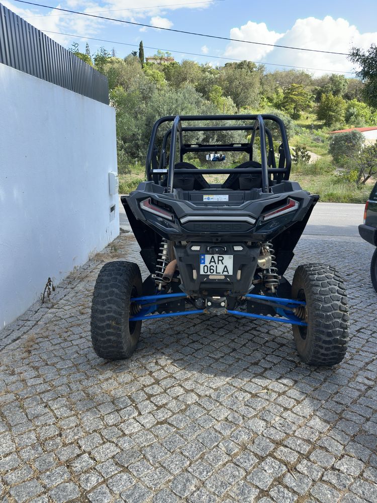 Polaris RZR 1000 XP4 de 06/2022 como novo!