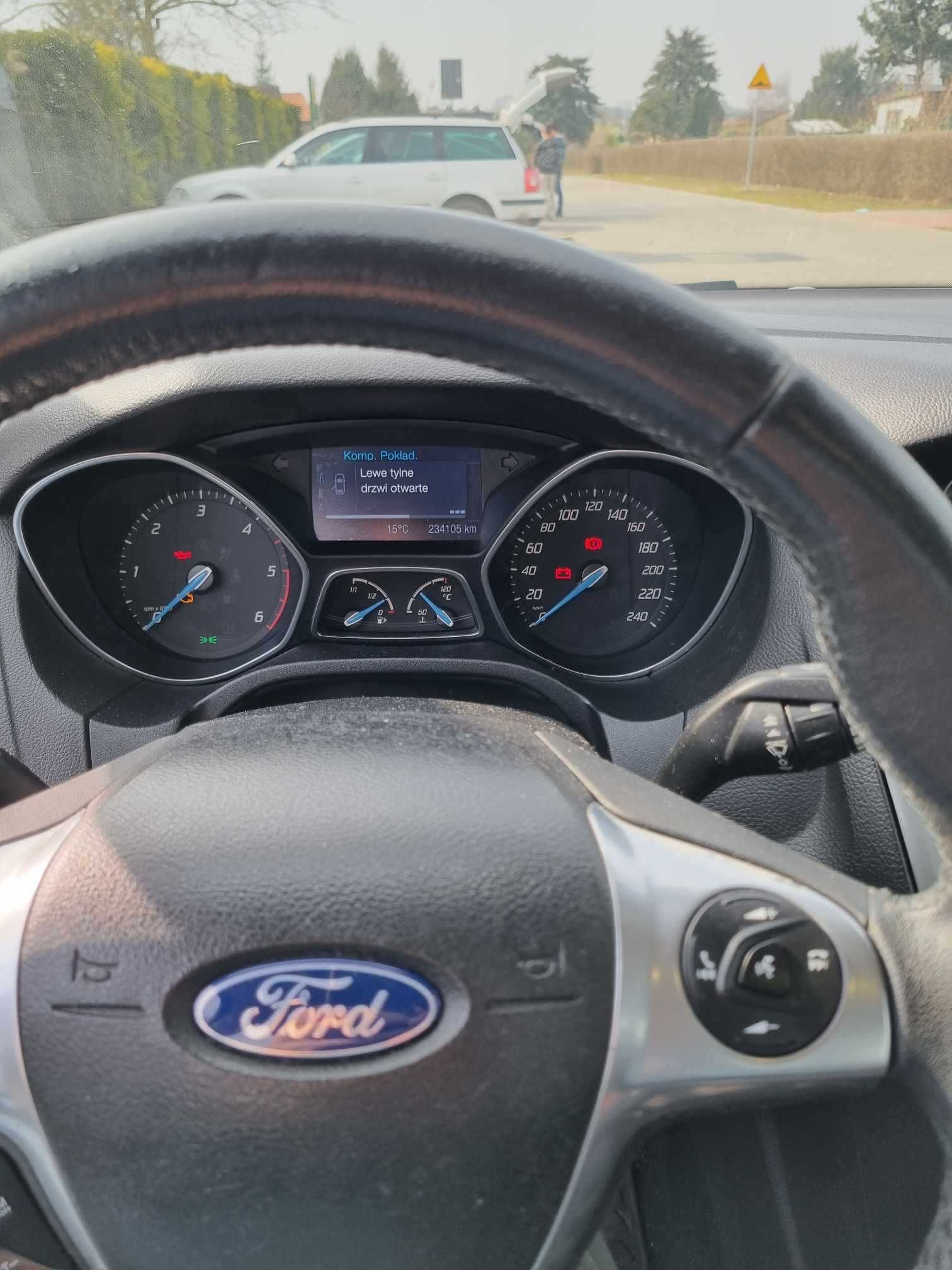Ford Focus MK3 2011r 1.6TDCI climatronic tempomat pdc navi convers