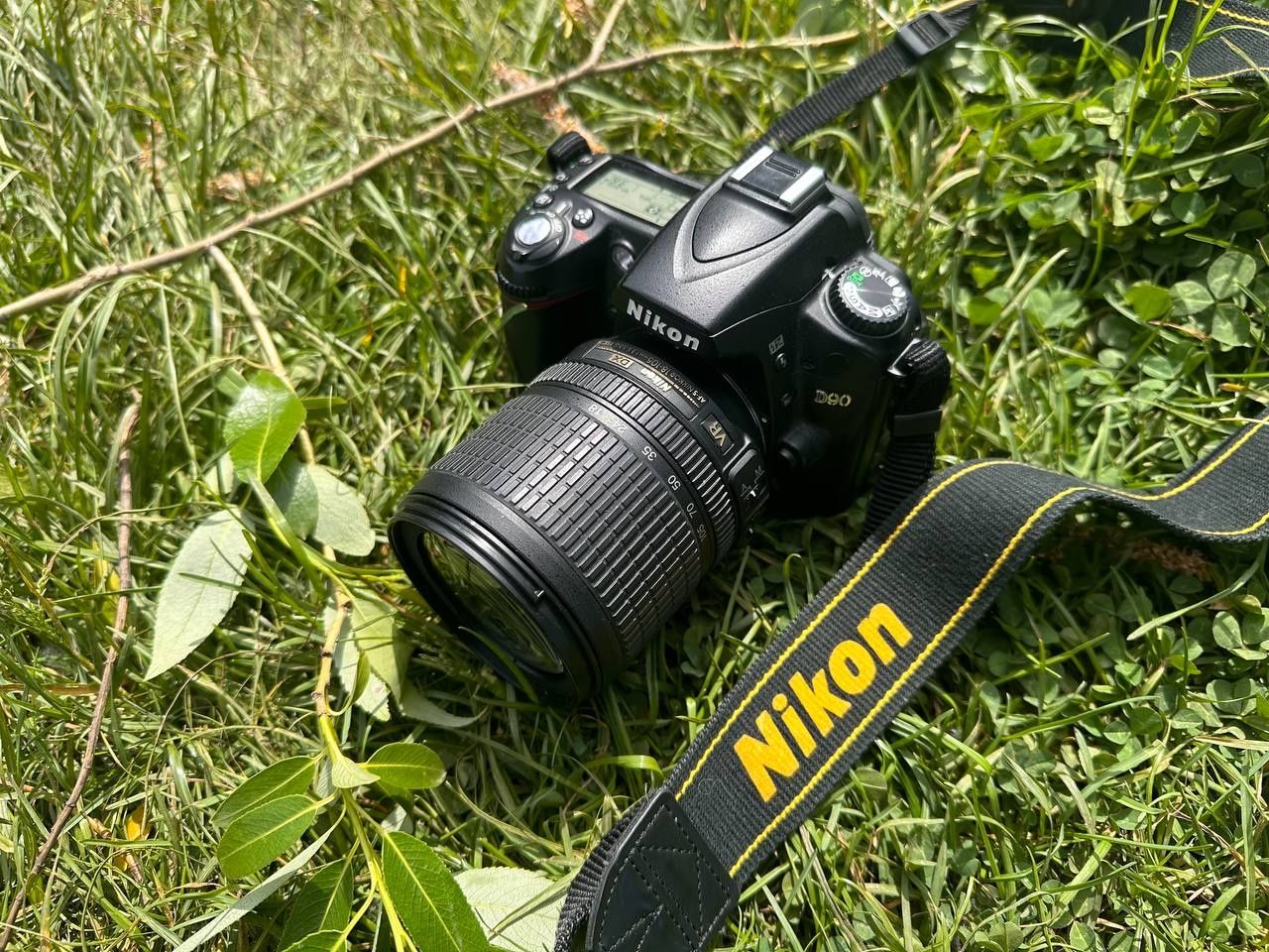 Nikon d90 + 18-105 VR