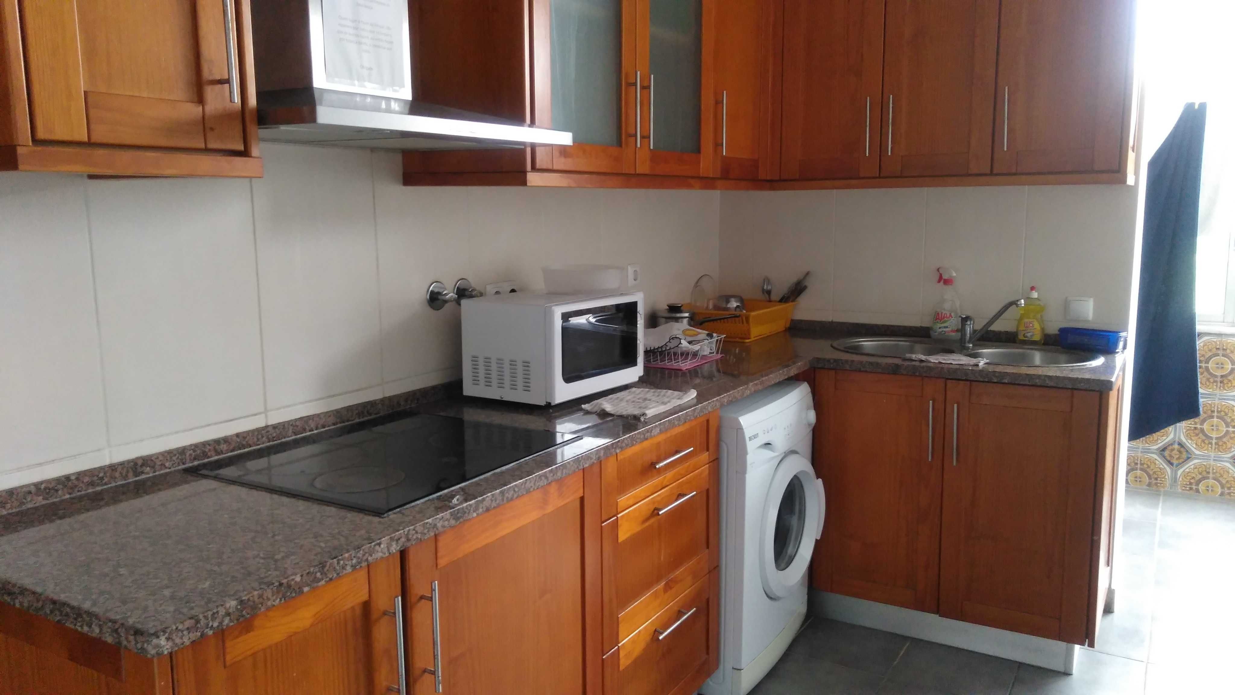 Quarto Suite Centro Leiria para individual / casal