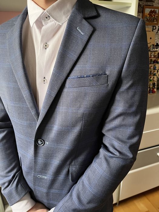 Sprzedam męski garnitur