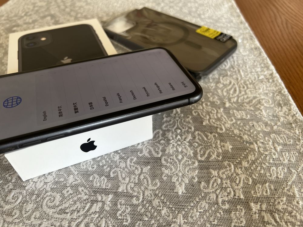 Iphone 11 64 gb gwarancja