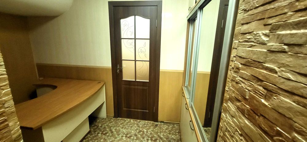 Продаж приміщення, БЕЗПЕЧНЕ місце, вул. Незалежної України, буд. 40-А.