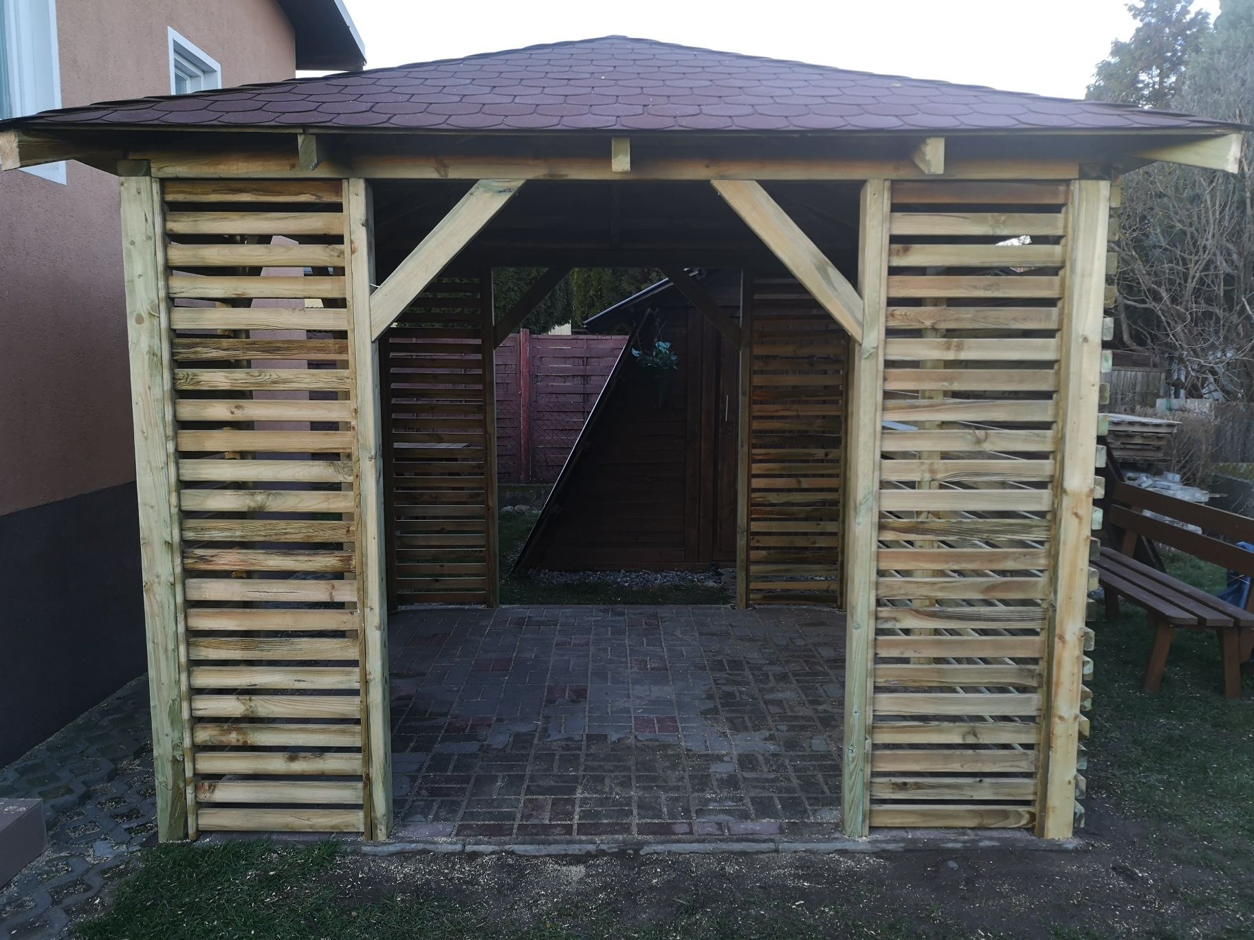 Altana drewniana ogrodowa 300 x 300 cm Słupy 10 x 10 cm.