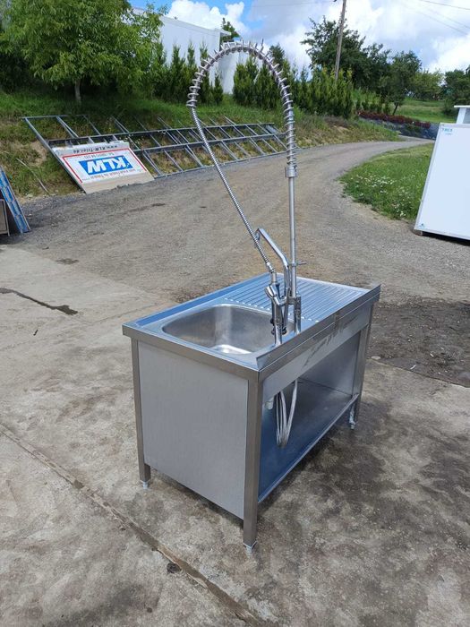 Zlew nierdzewny gastronomiczny.