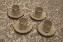 Kolekcja porcelanowych filiżanek do  espresso