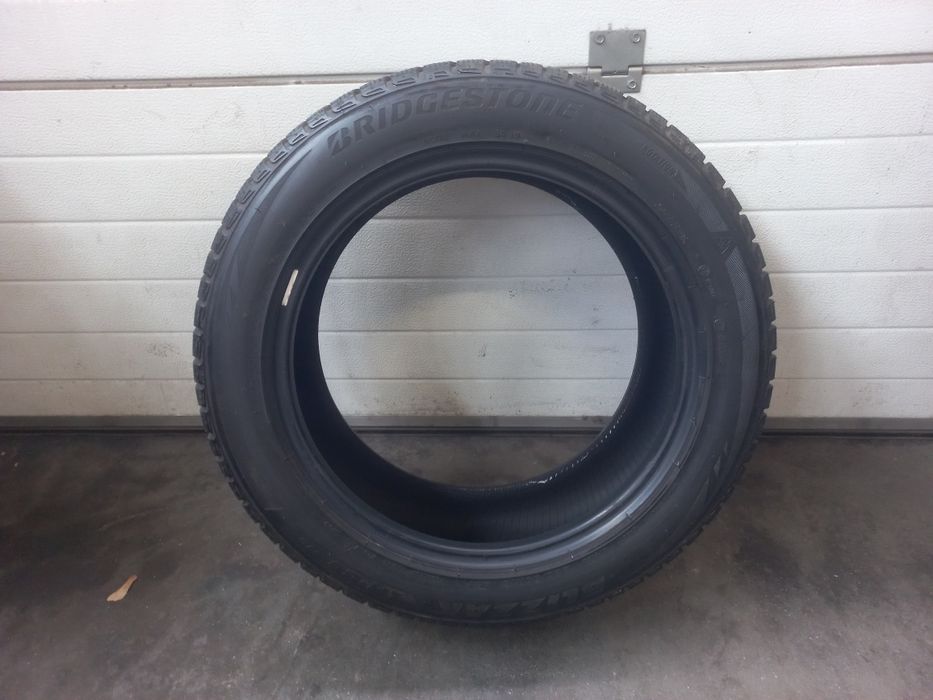 Opony zimowe Bridgestone 225/55/18 98V
