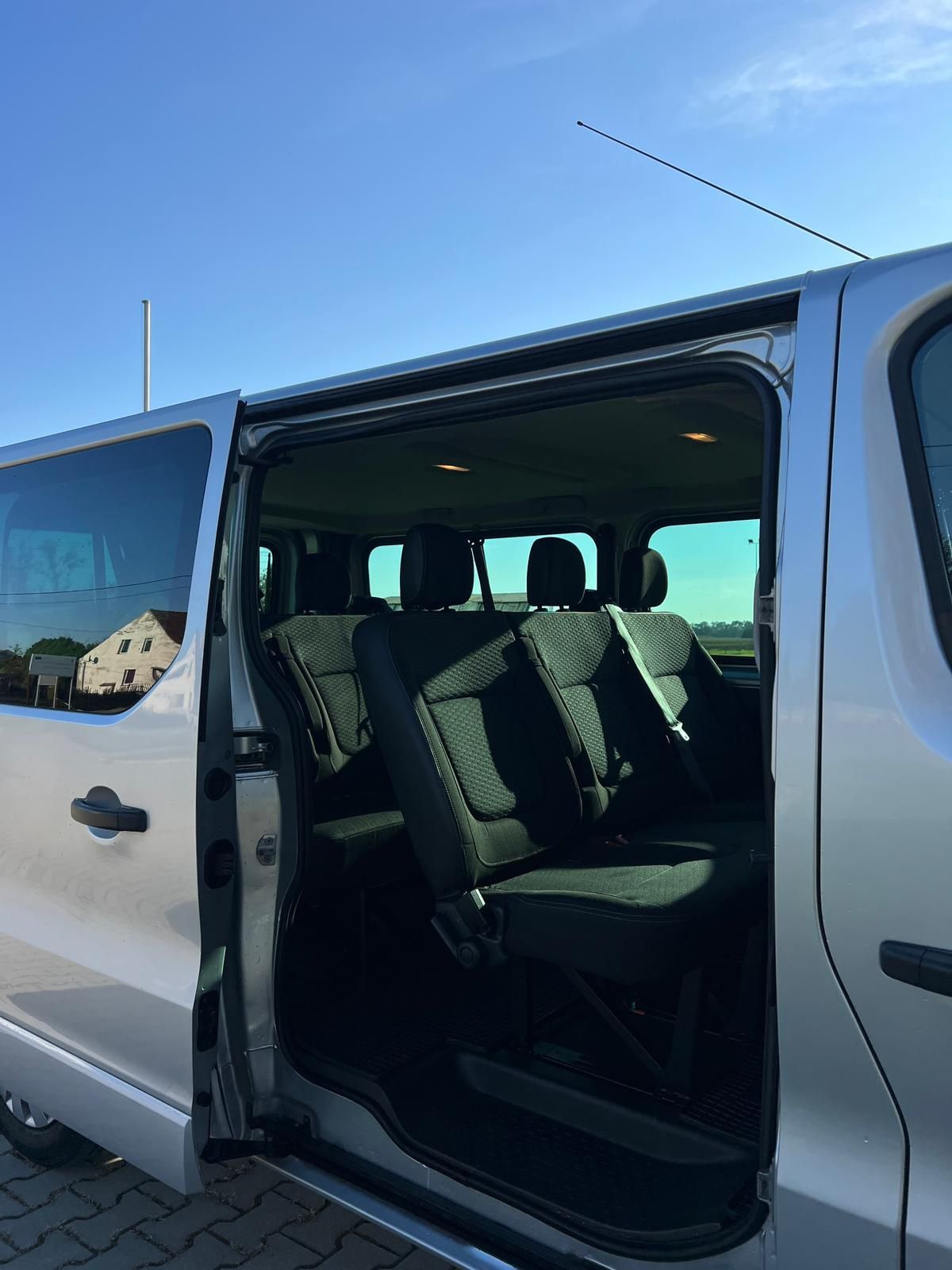 Wynajem Citroen  Furgon Berlingo Osobowy  Dostawczy Bus