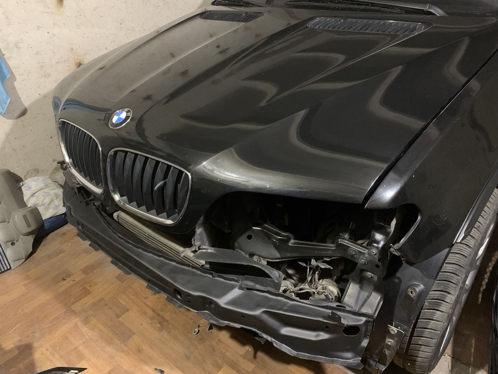 Продам BMW x5 e53 2005