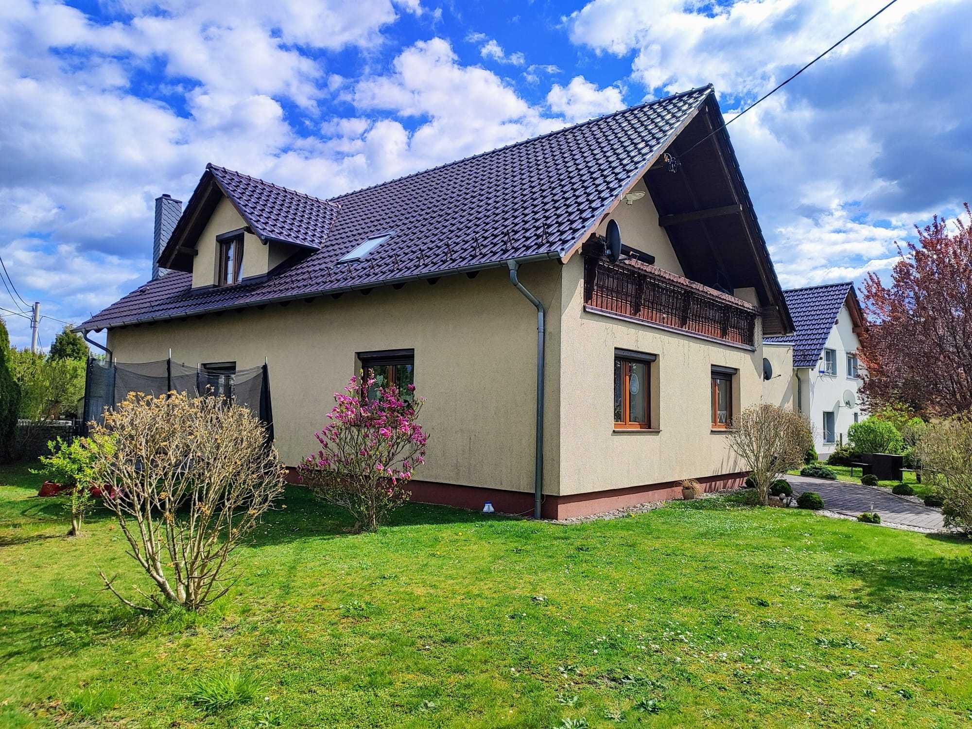 Dom 228m2 + mieszkanie