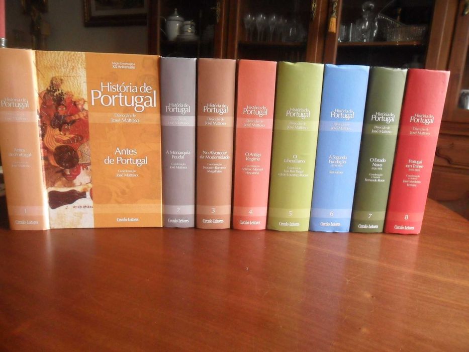"História de Portugal" -de José Mattoso - Ed XX Aniversário -8 Volumes