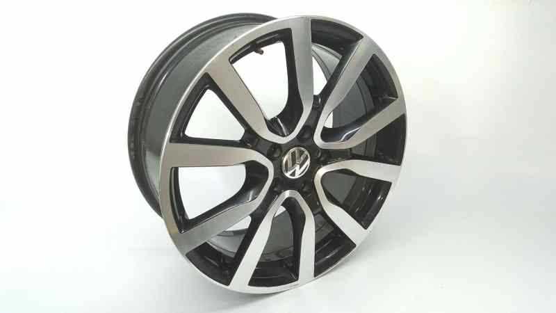 Vendo 4 jantes origem GTE/ GTI 18 com pneus.