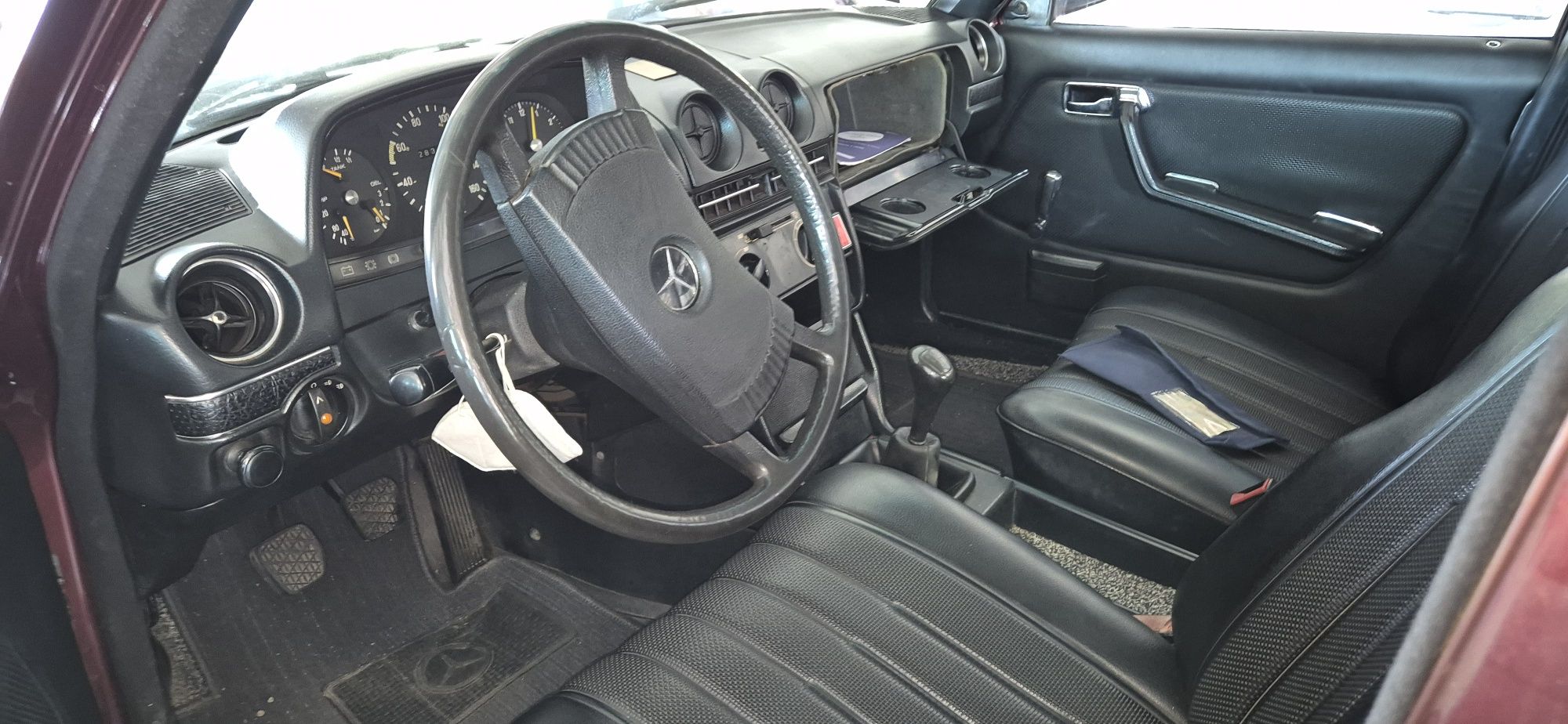 Mercedez-benz 200d CLÁSSICO