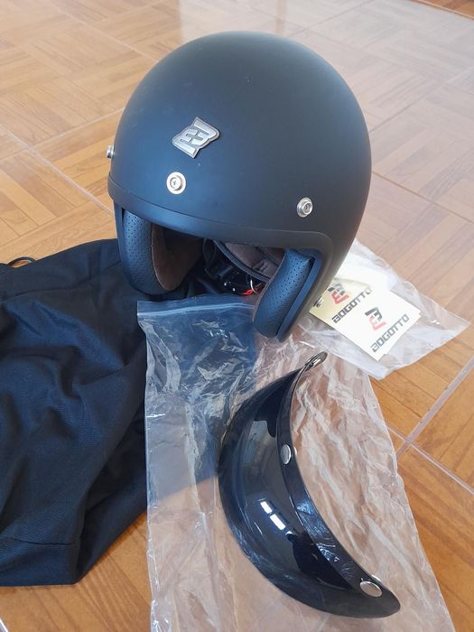 Capacete de moto Bogotto