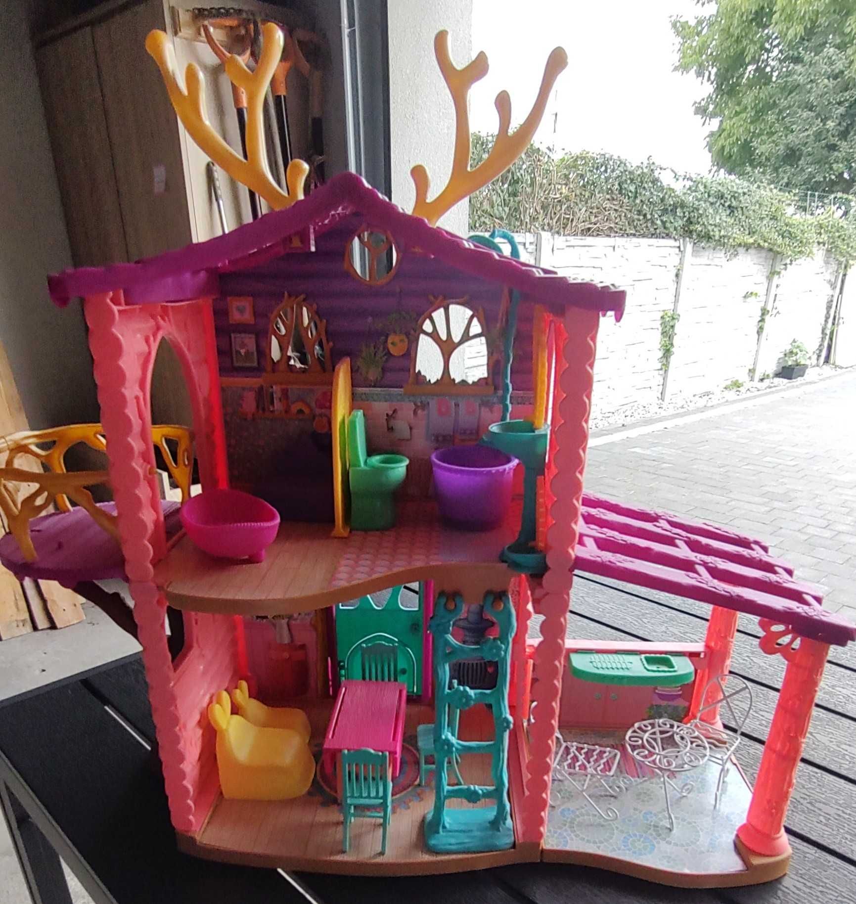 Lalki barbie i enchantimals