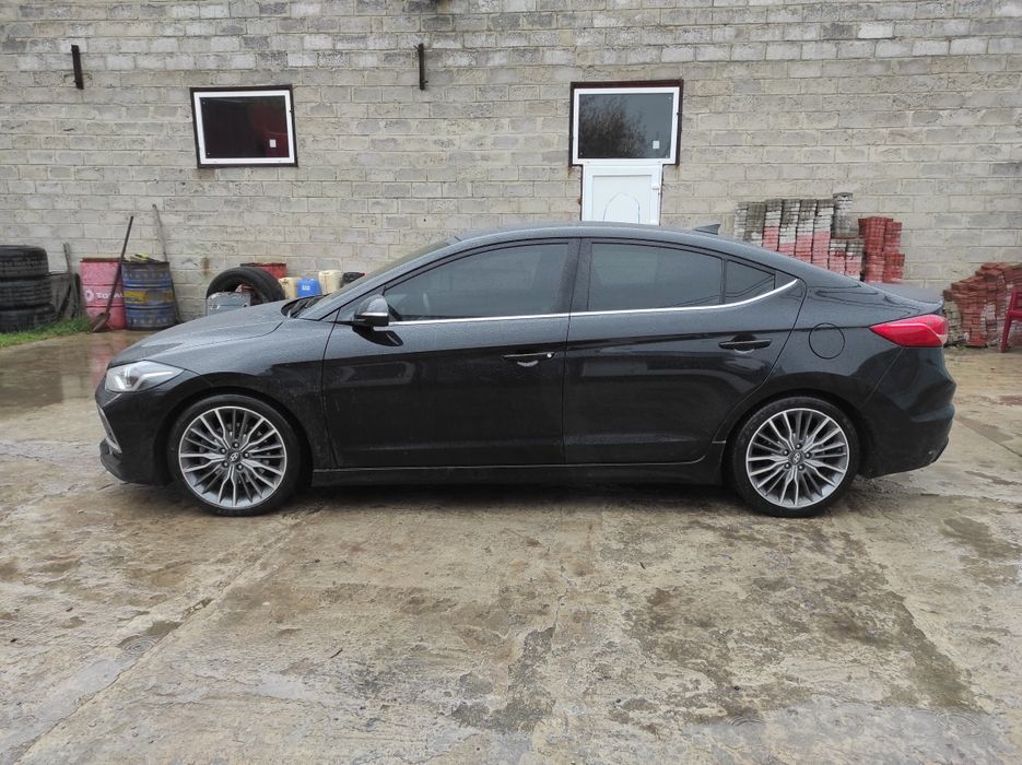 Продам Hyundai Elantra Sport 1.6 (Turbo).
Модельний ряд 2017 рік. Турб