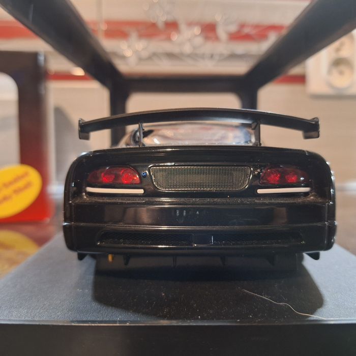 1:18 Auto Art Dodge Viper Competition car 2004