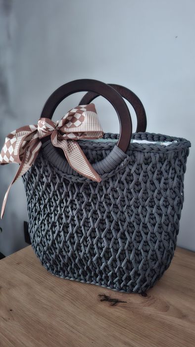 torebka koszyk wykonana na szydełku
