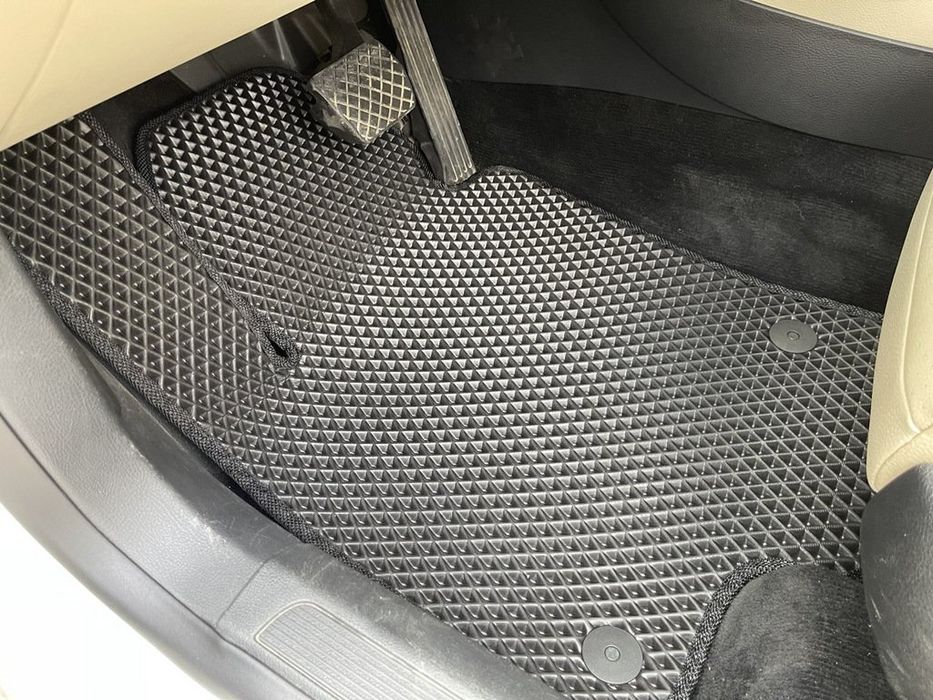 Volkswagen Passat СС Коврики EVA (черные)