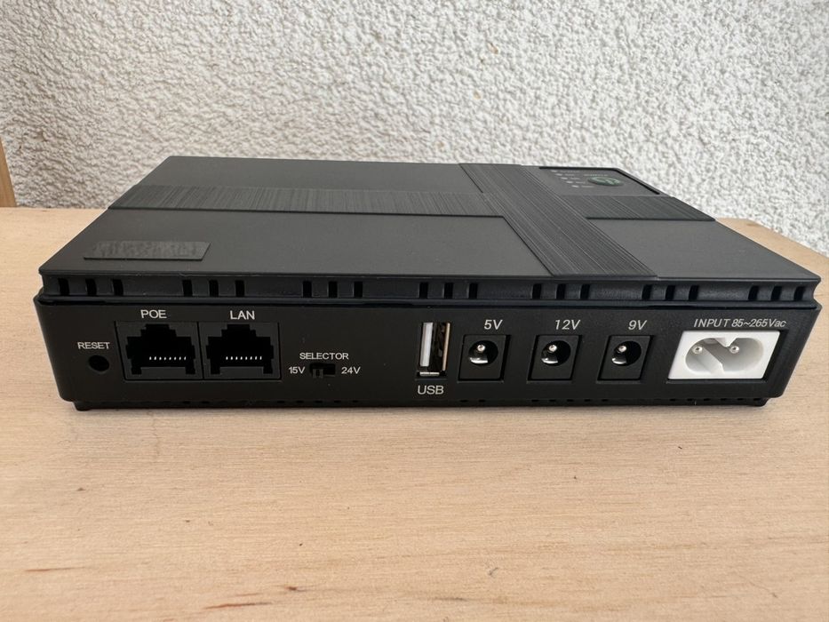 Безперебійник DC1018P
Потужність :18 W.
Ємність акумулятора :10400mAh