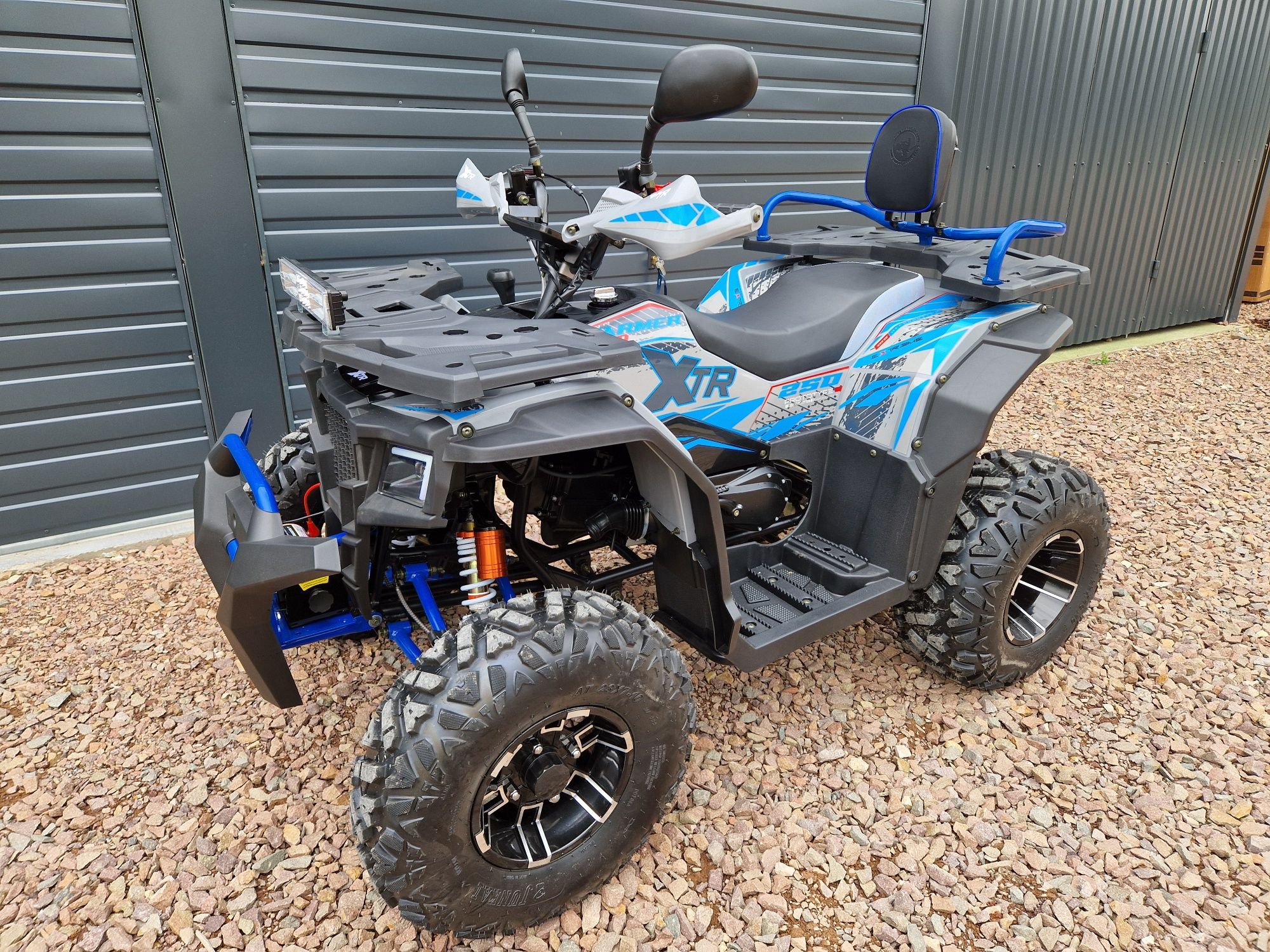quad 250 xtr farmer automat najnowsza wersja 2025