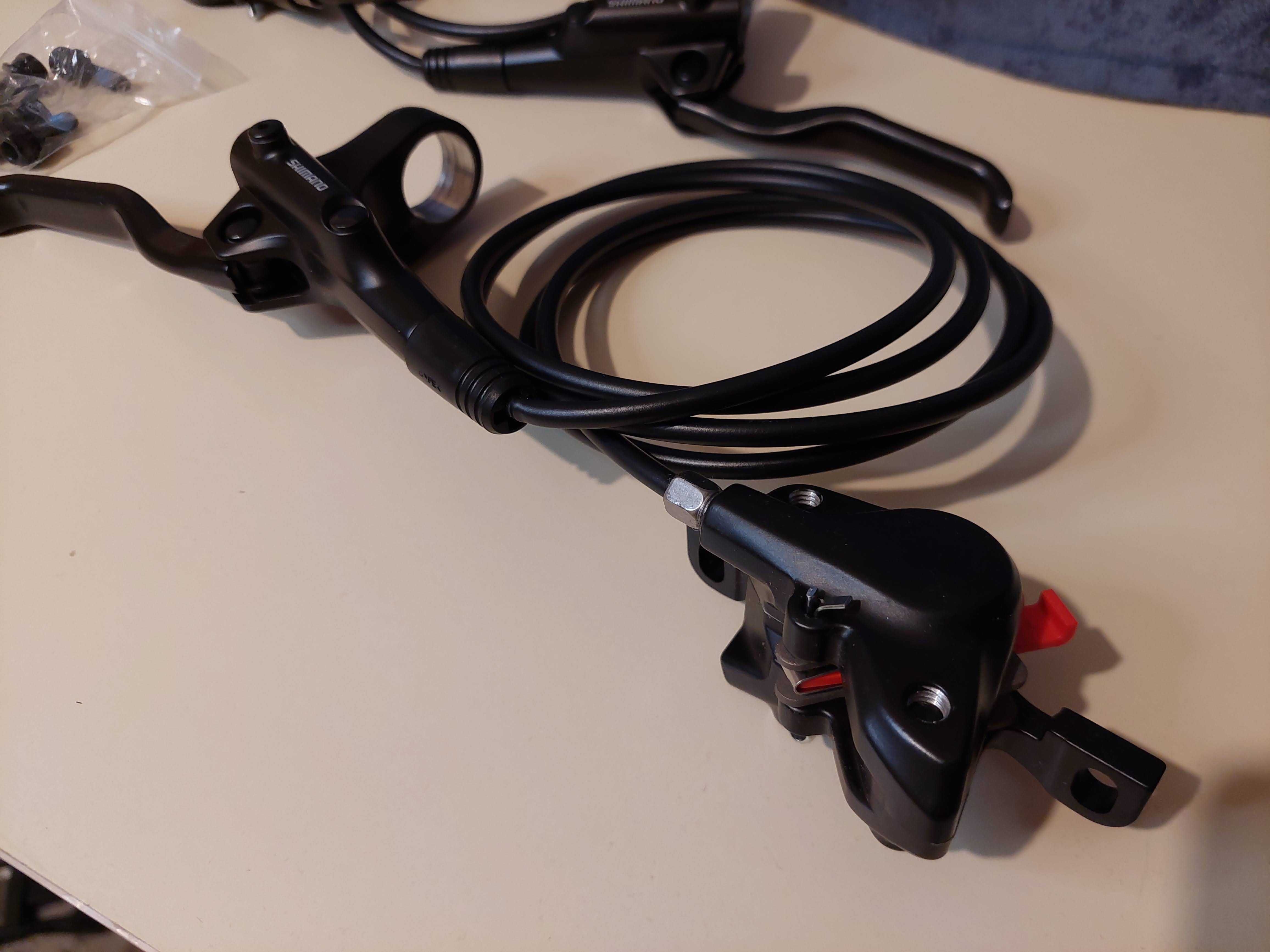 Travões hidraulicos SHIMANO BR MT200 oleo mineral disco