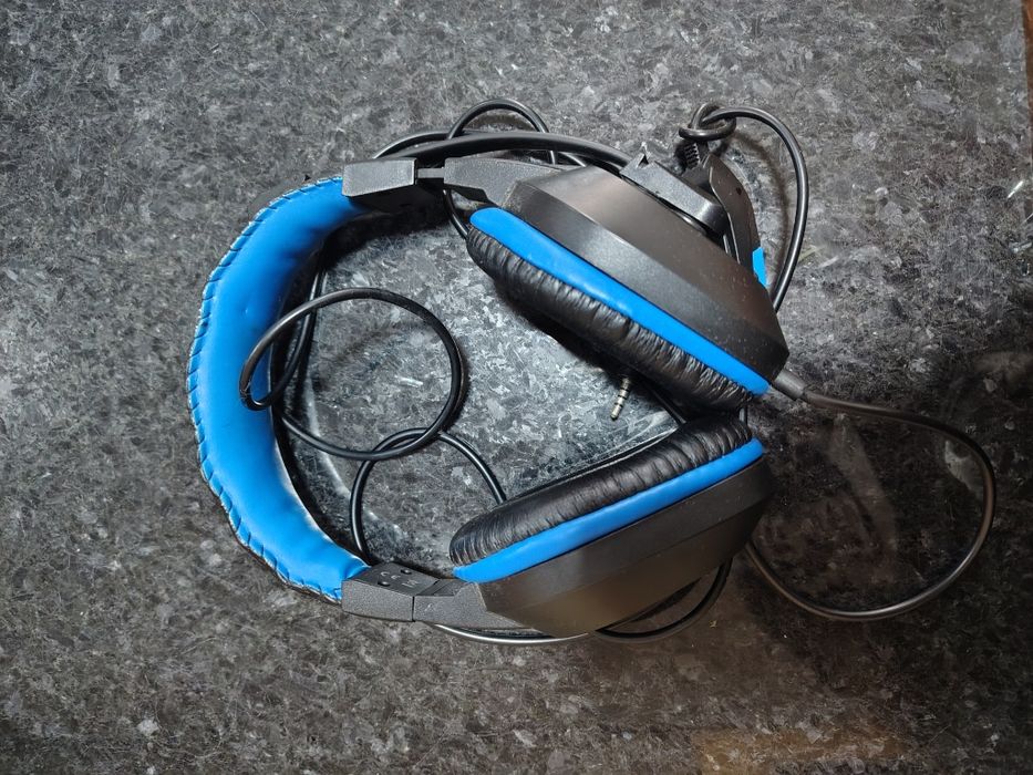 Headphone gaming