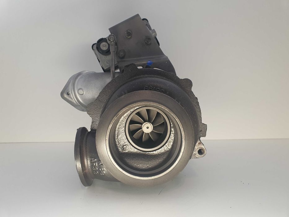 Turbina TurboSprężarka BMW X5 3.0 d BMW X6 30 dx