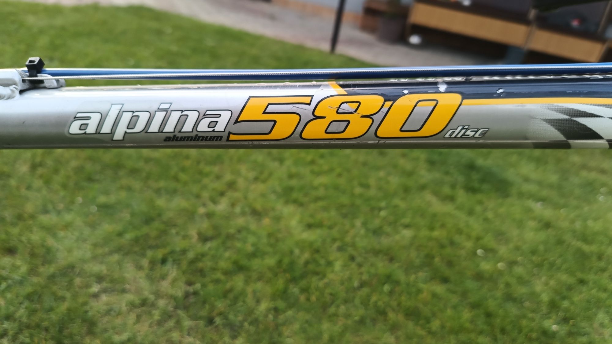 Rower UNIVEGA 580 disc, Shimano Deore LX, koło 26, rama M,