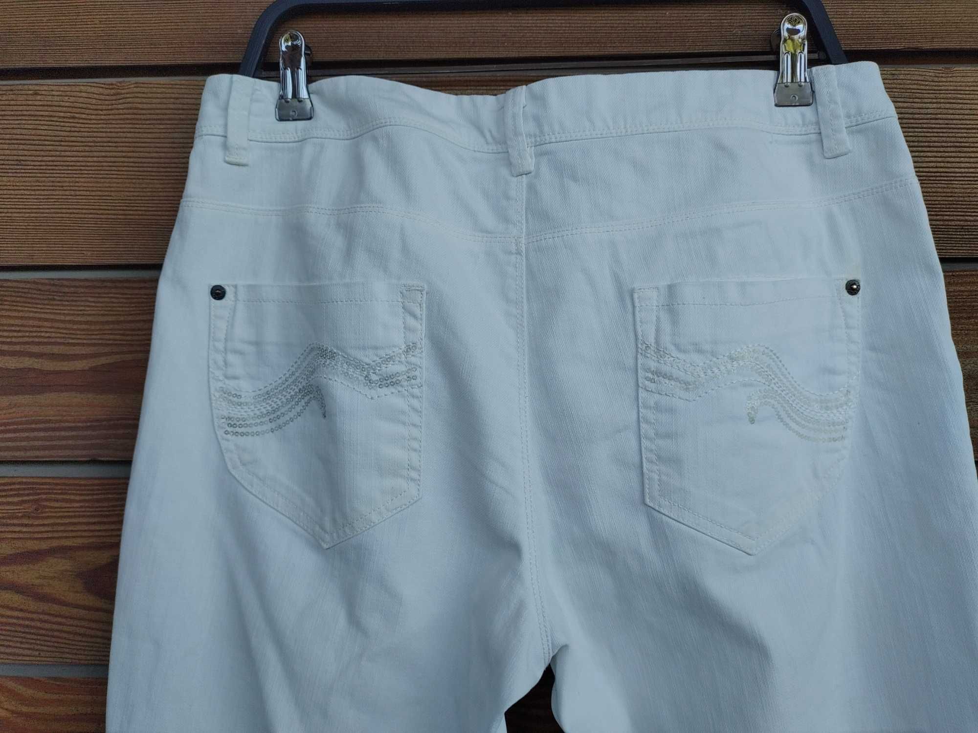 Białe jeansy C & A rozm XL