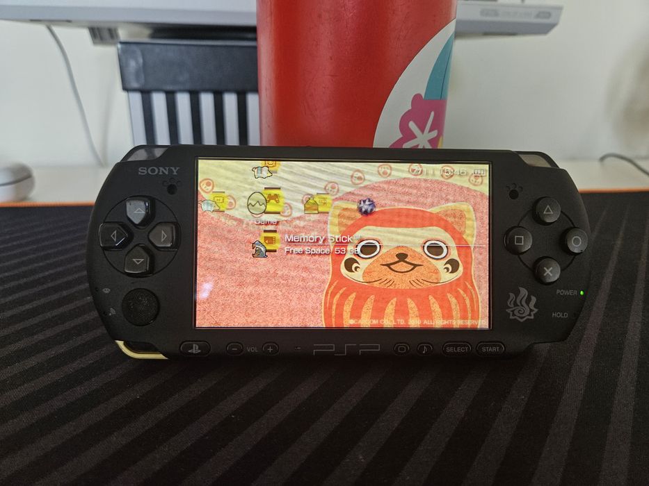 PSP Monster Hunter Edition Desbloqueada + Cartão 64Gb