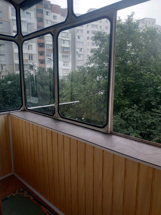 3к Будинок НОВИЙ 2000 років Південно-Заході!!