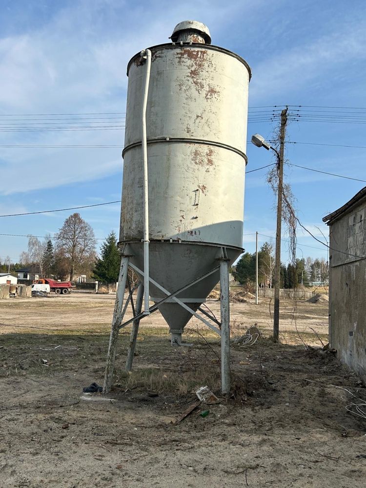 SILOS Cementowy  25 Ton w bardzo dobrym stanie