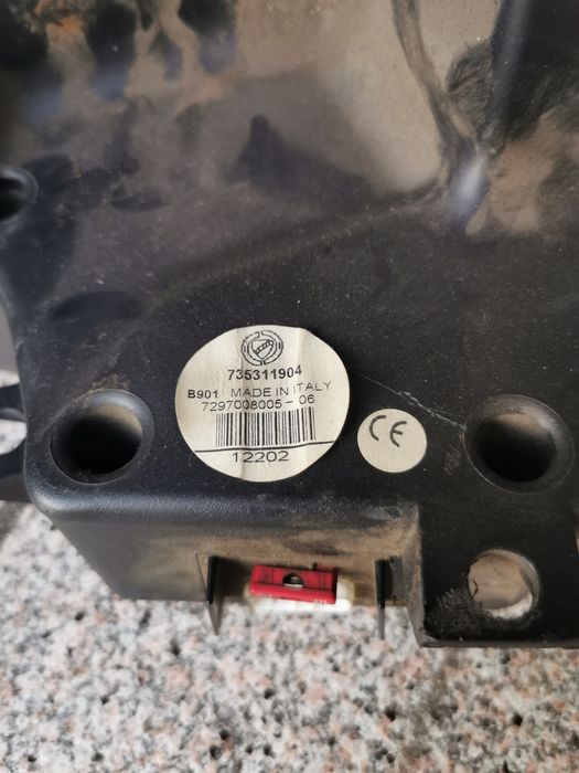 Subwoofer  100w głośnik fiat Punto