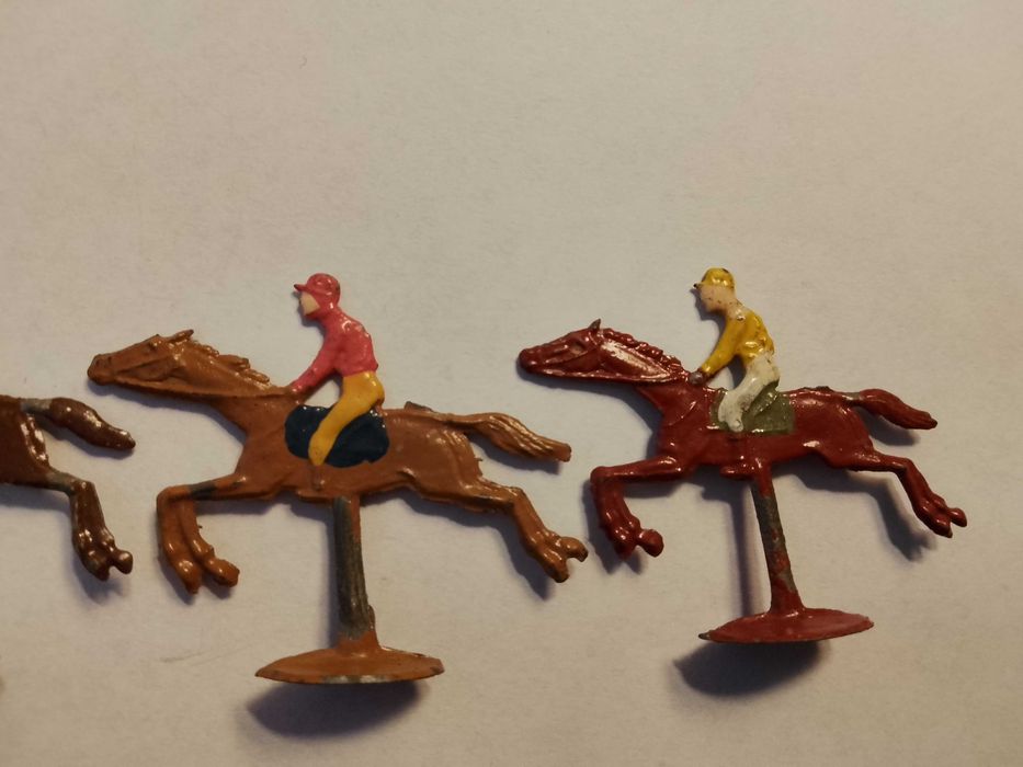 star zabawka figurki dżokeje konie, 3 sztuki prawdopodobnie lata 30