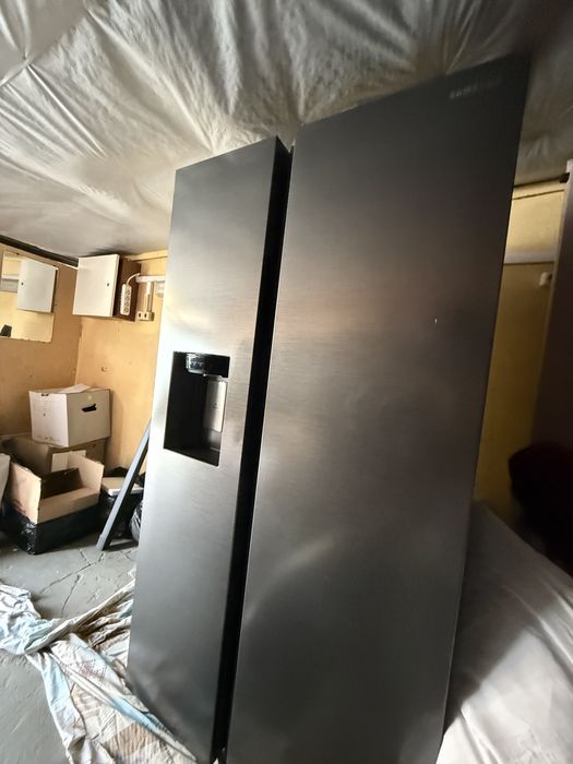 Холодильник Samsung side by side
