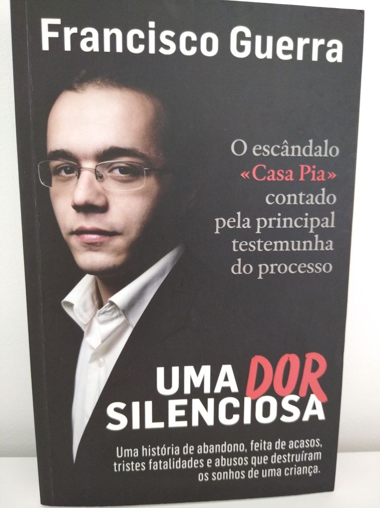 Livros com temas variados.