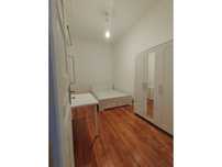 Quarto para arrendar junto ao Parque Eduardo VII