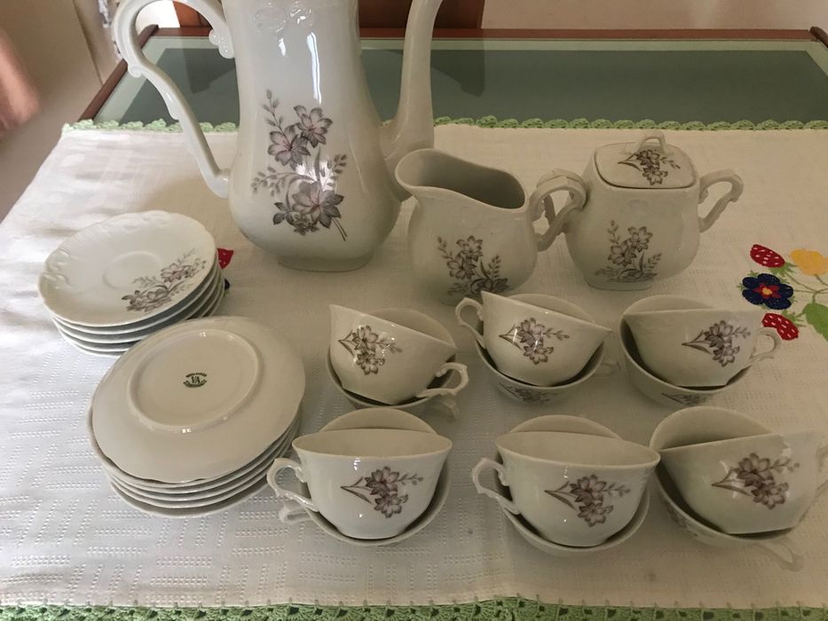 Serviço de chá  e serviço de cafe Vista Alegre .