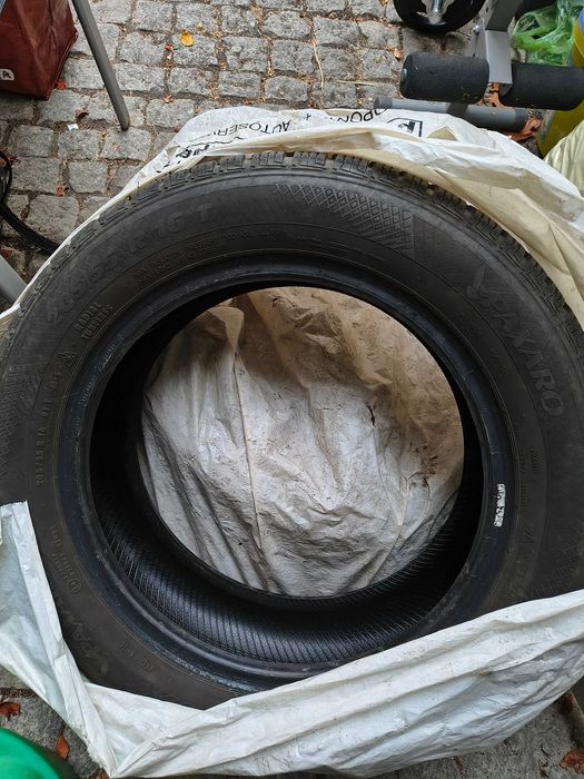 4 zimowe opony z mercedesa b klasa. 205/55 R 16