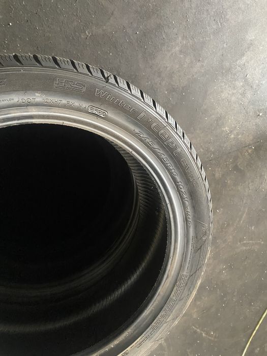245/45/19 Hankook Winter Icept evo 2