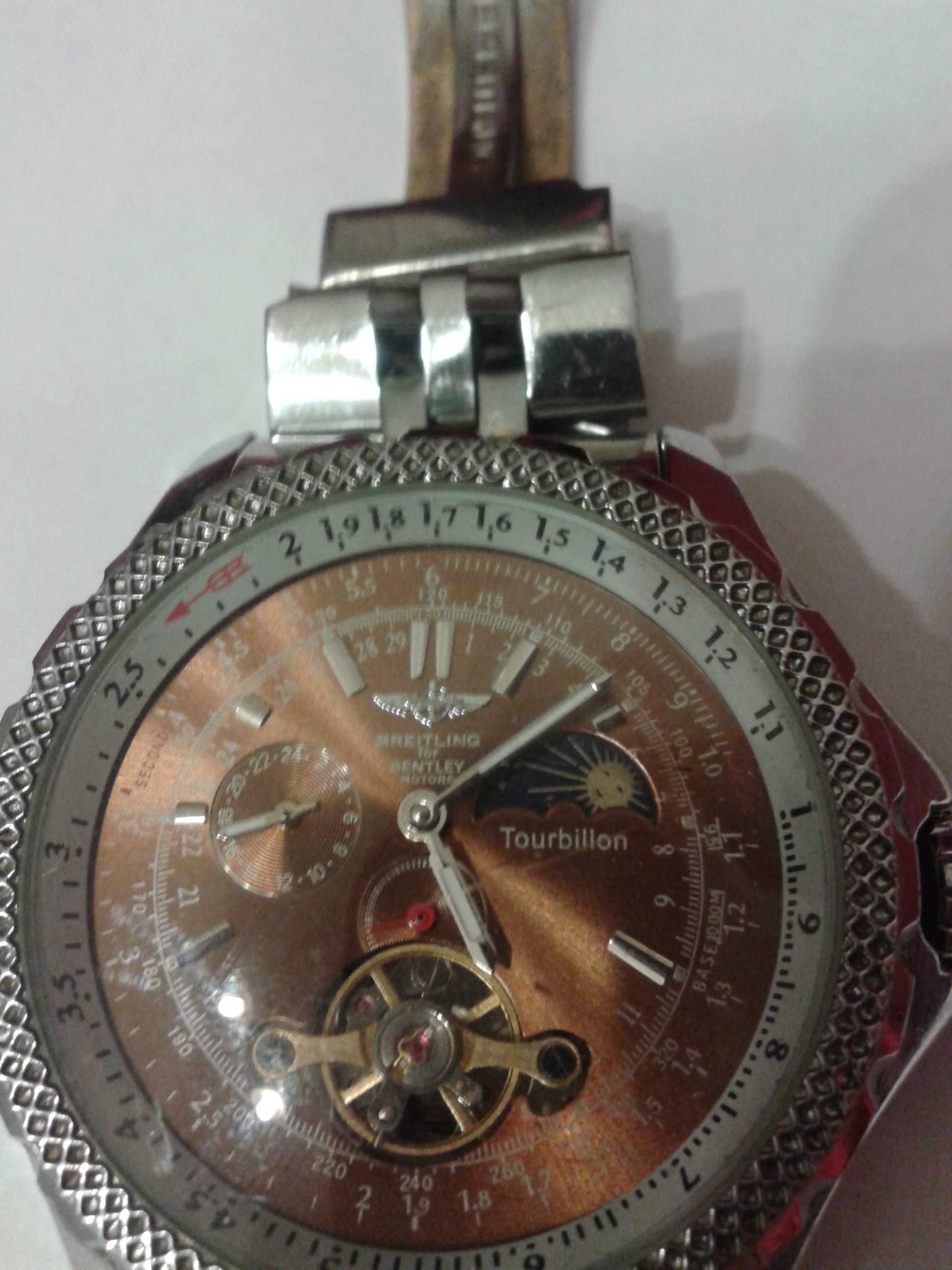 zegarek  BENTLEY  duży