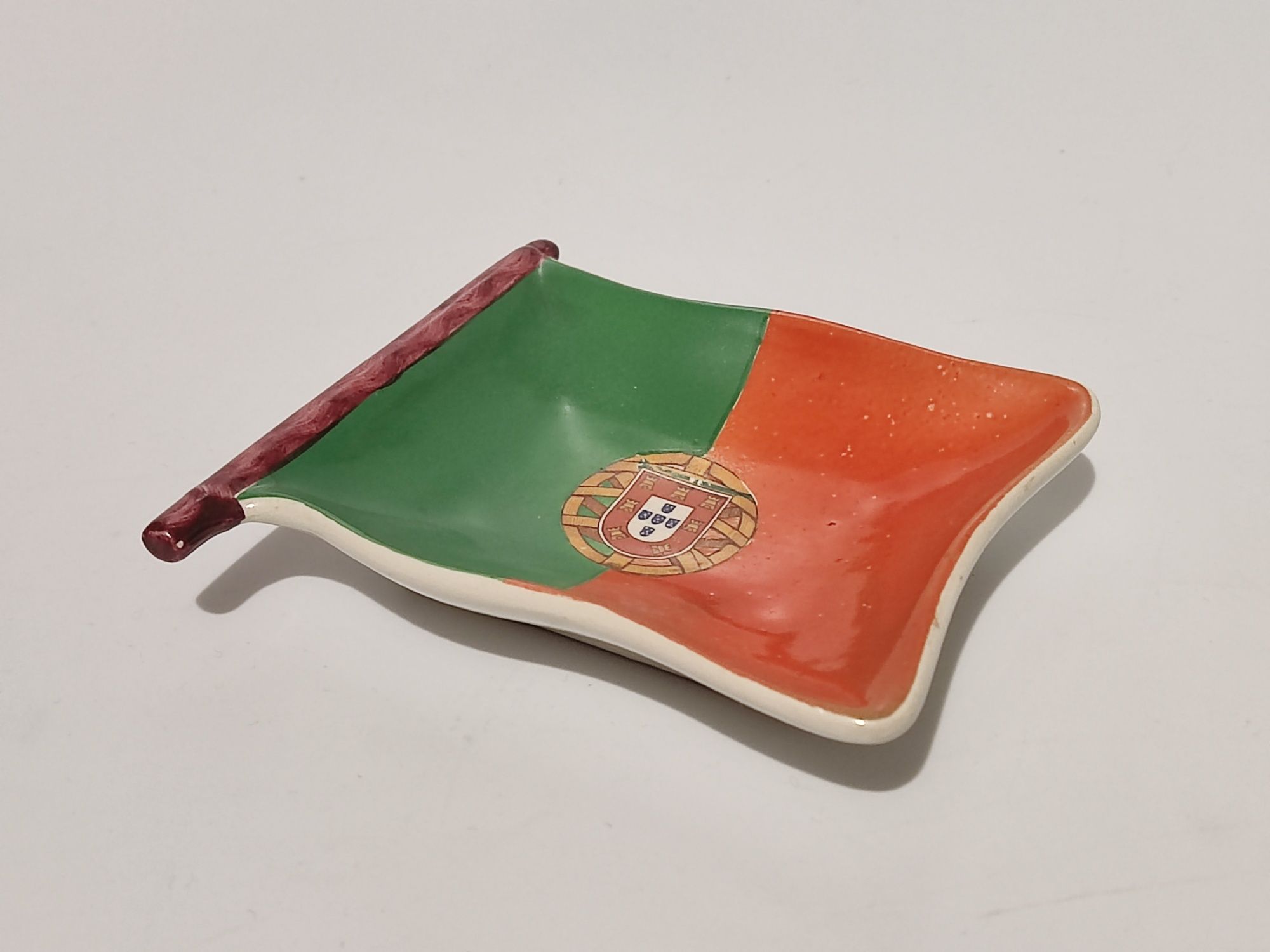 FL Sacavém - cinzeiro bandeira Portugal