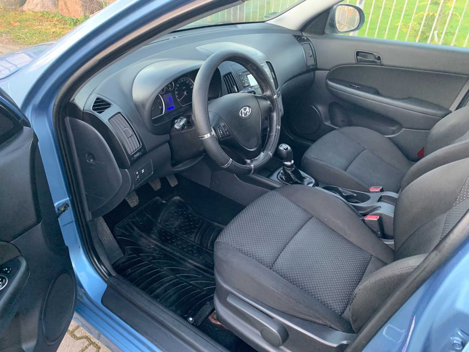 HYUNDAI i30 2011r. // 1.4 / 109 KM // Bezwypadkowy // 1 właściciel //